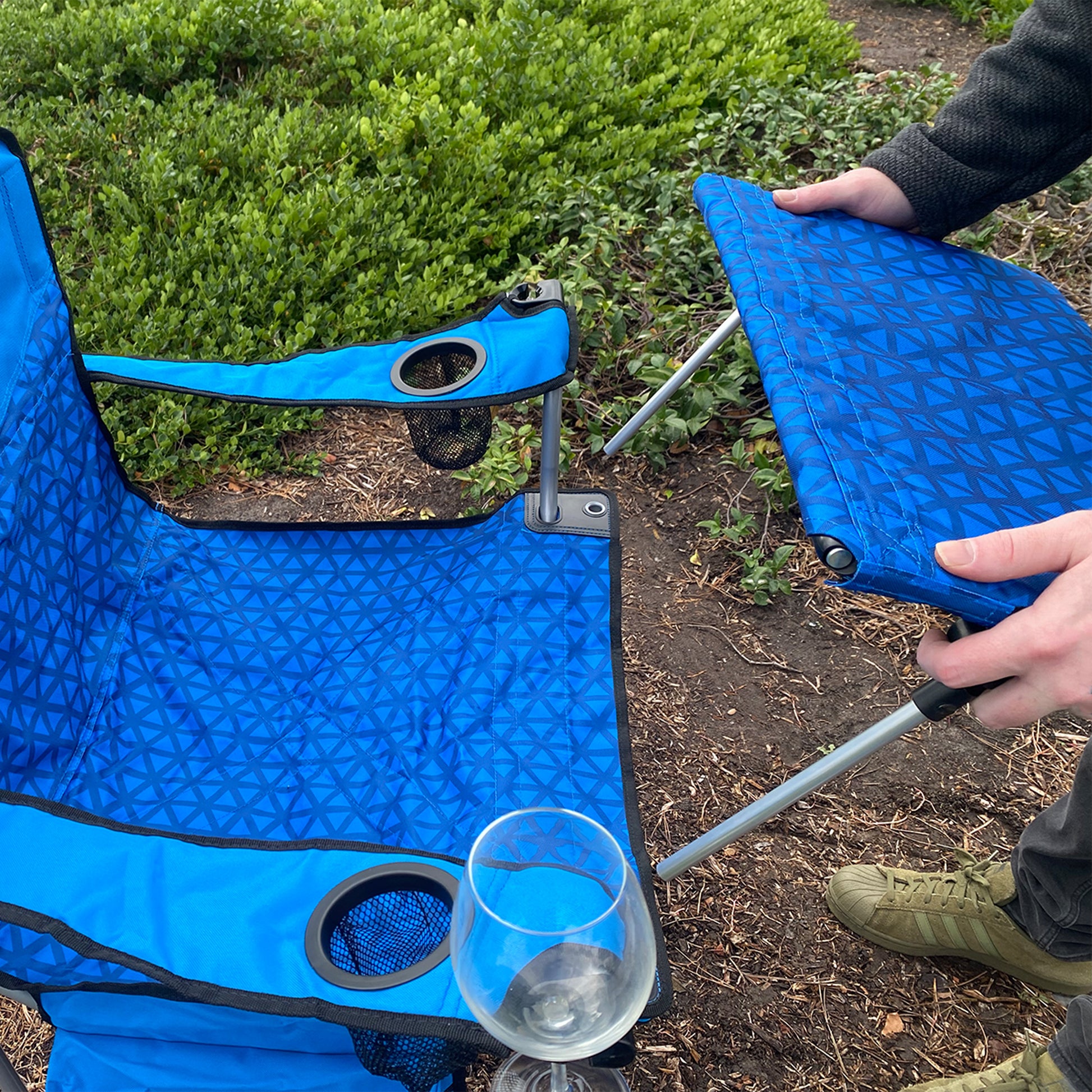 iChair Folding Wine Chair with Adjustable Table | Ocean Diamond - Creative Wagons